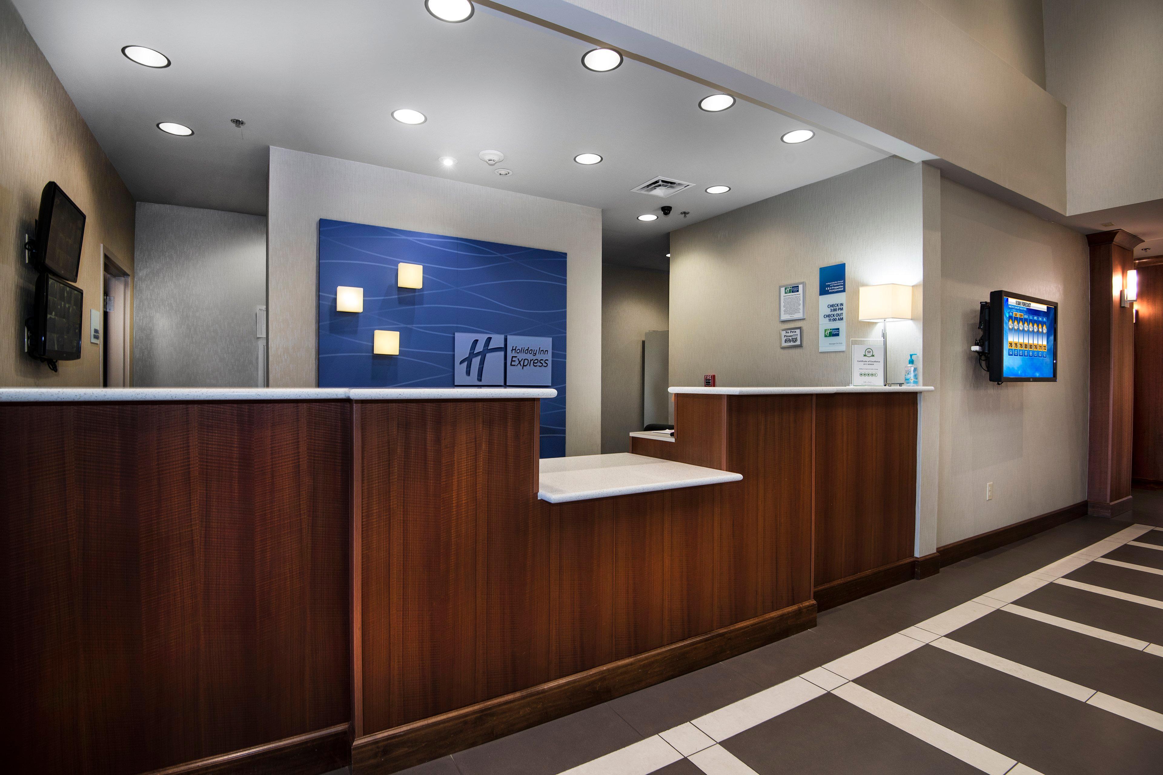 Holiday Inn Express Conway By Ihg Екстериор снимка