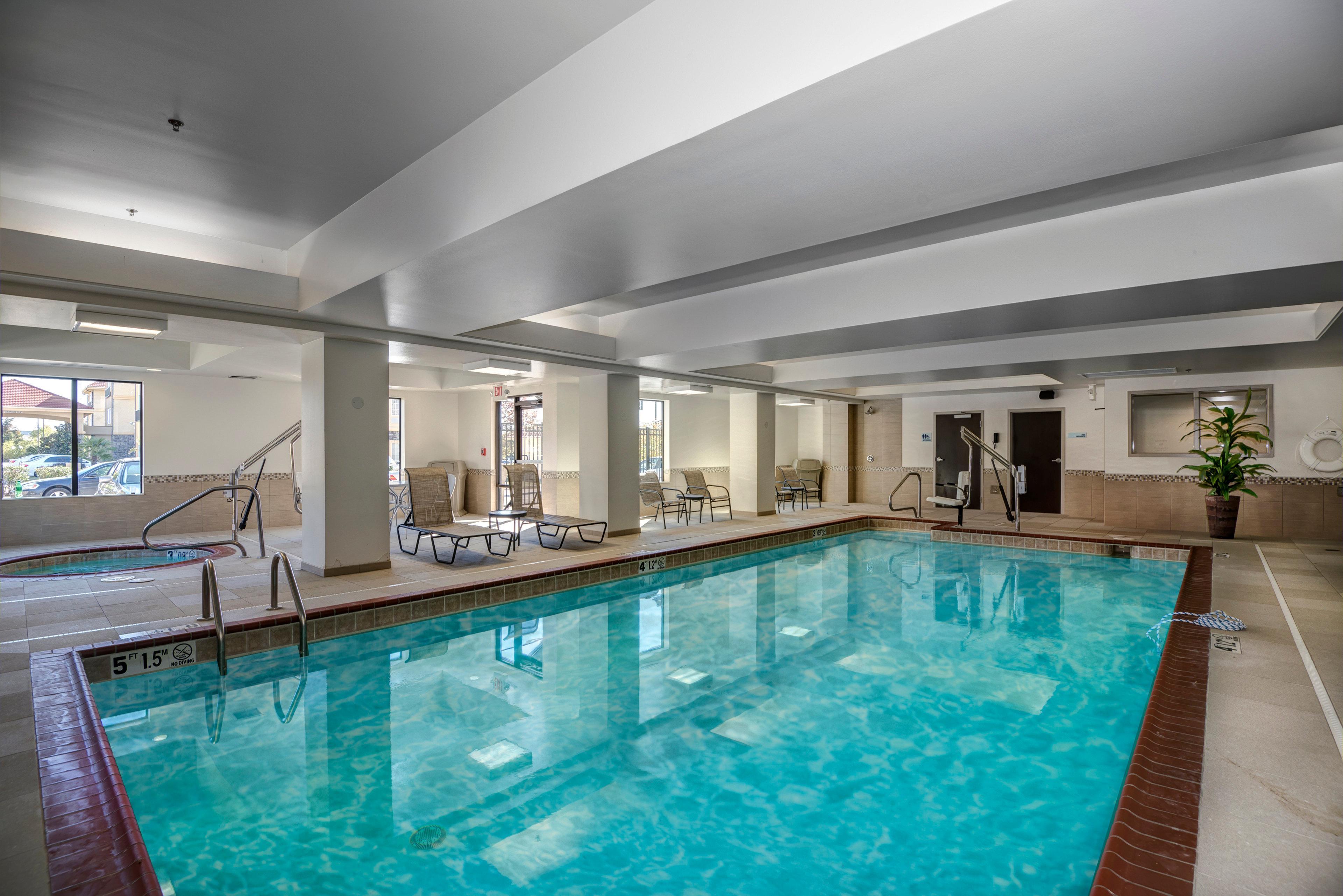 Holiday Inn Express Conway By Ihg Екстериор снимка