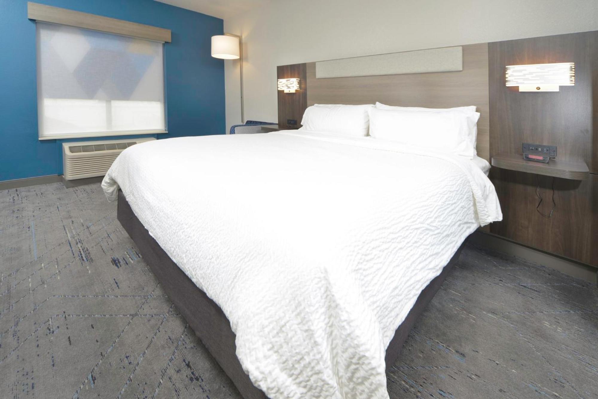 Holiday Inn Express Conway By Ihg Екстериор снимка