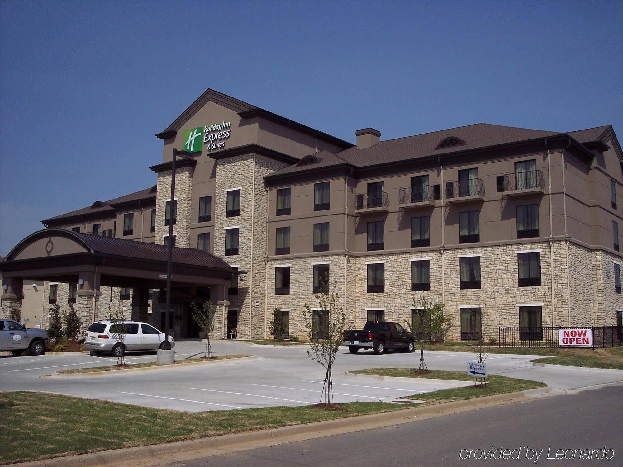 Holiday Inn Express Conway By Ihg Екстериор снимка